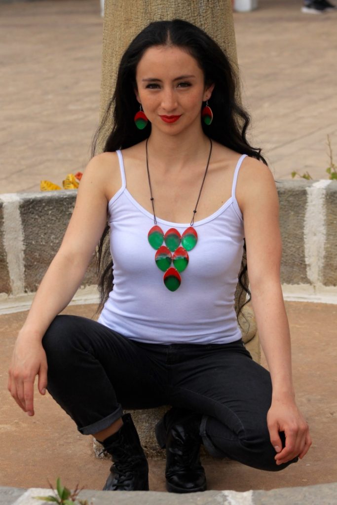 Hojas Triangulo Totumo Necklace