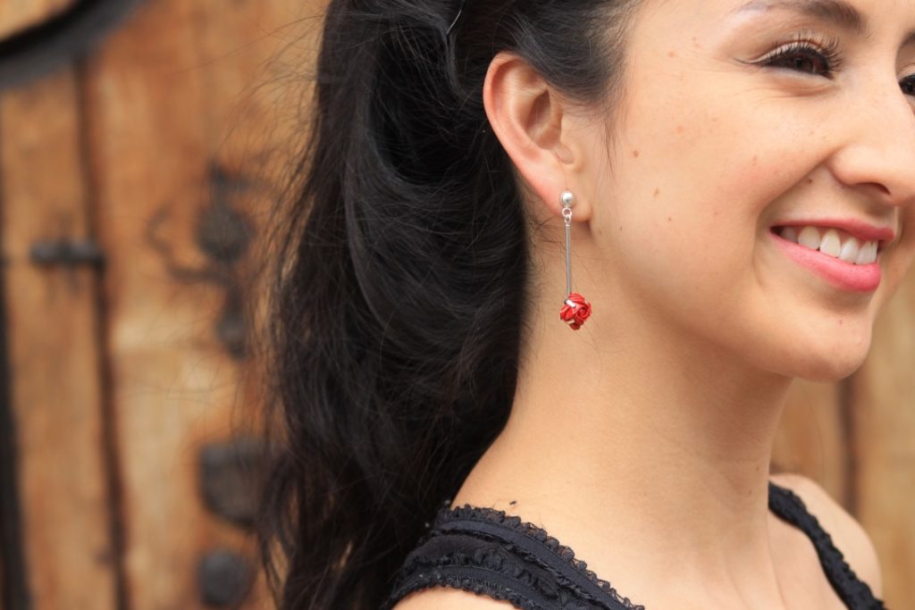 Rose with silver bar Origami Studs